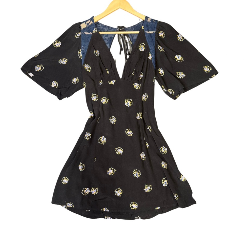NWT Free People Women’s Plunge black Floral Mini Dress